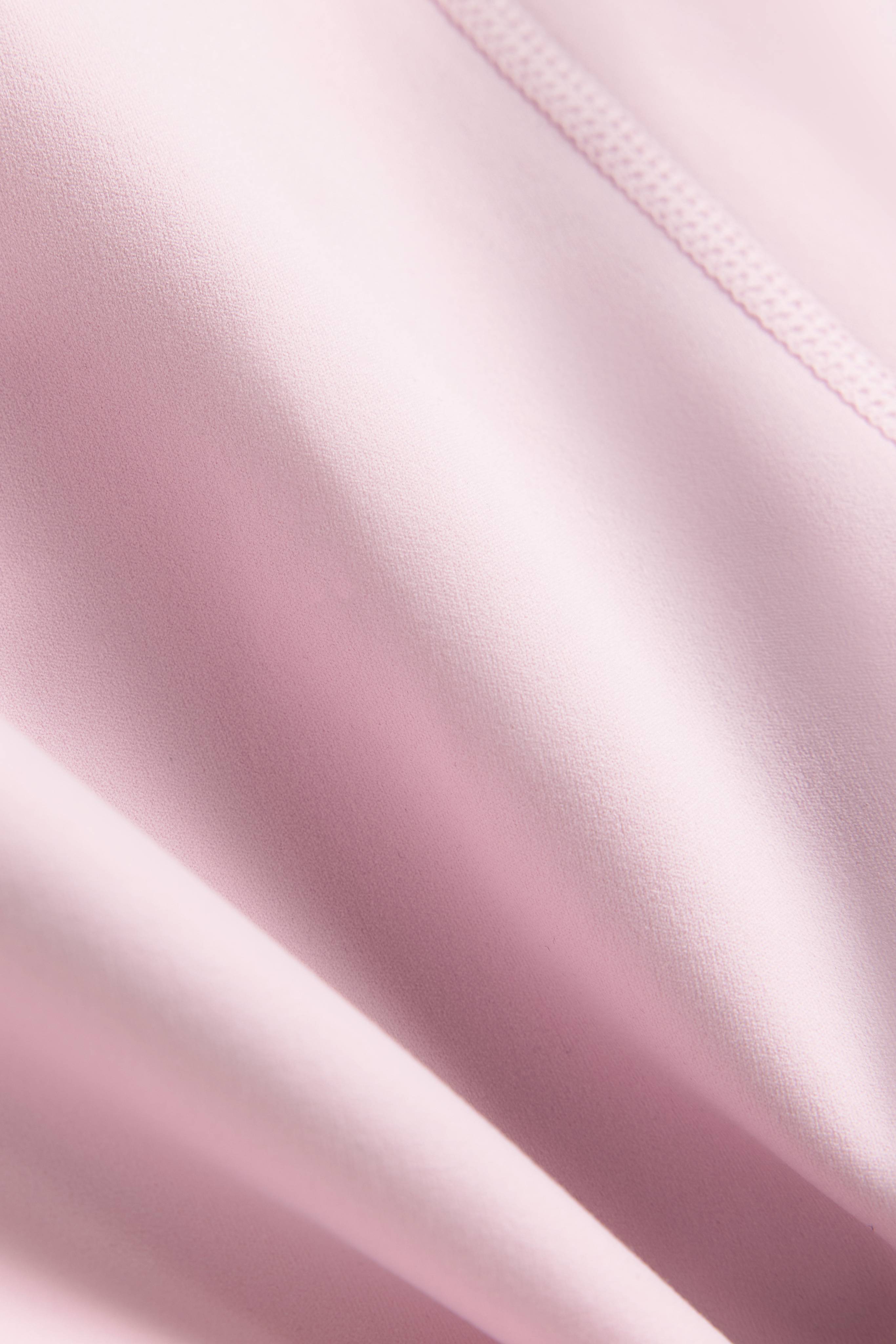 Cloudform® Shorts - Millenial Pink
